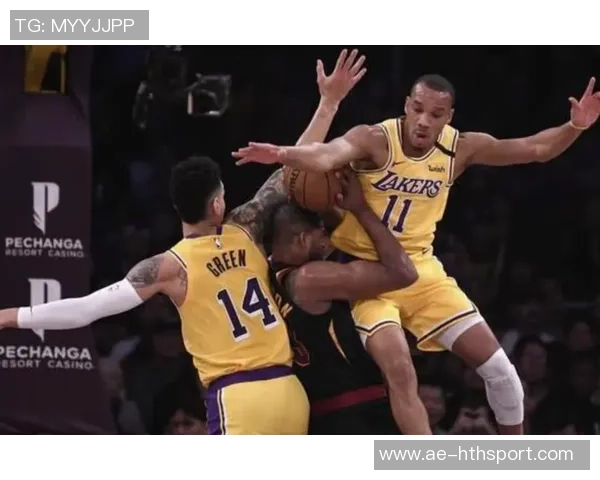 湖人逆袭西部第二老詹年薪5263万缺阵球队如何崛起