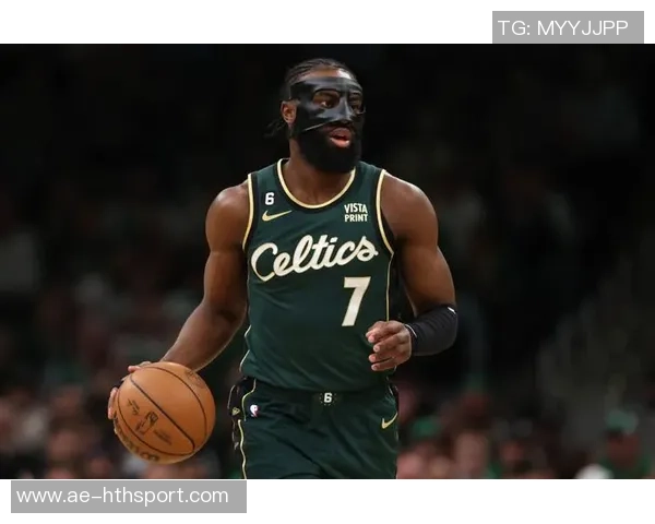 杰伦布朗强调季前赛首战防守重要性全力提升比赛节奏 杰伦布朗强调季前赛首战防守重要性全力提升比赛节奏